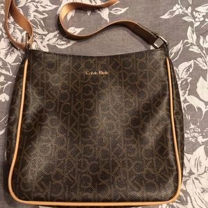 Calvin Klein-used- crossbody bag